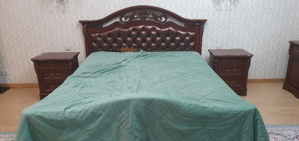 Продается Спальный гарнитур