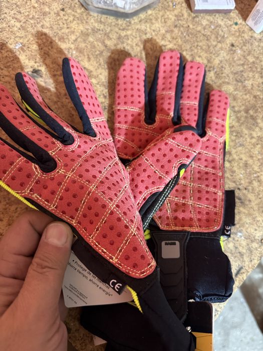 Перчатки рабочие