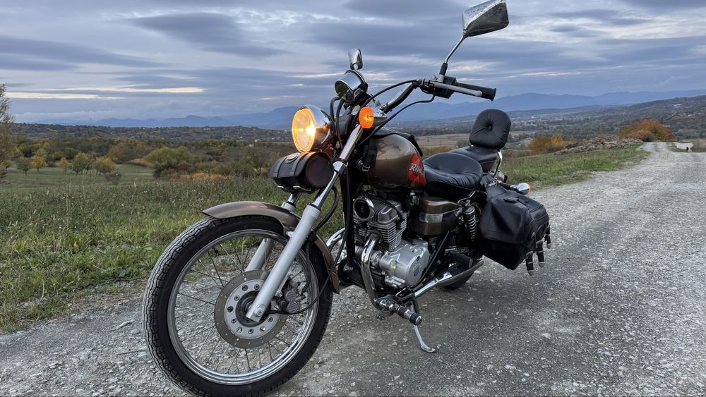 Moto Chopper HONDA REBEL 125 cmc 2000 impecabila