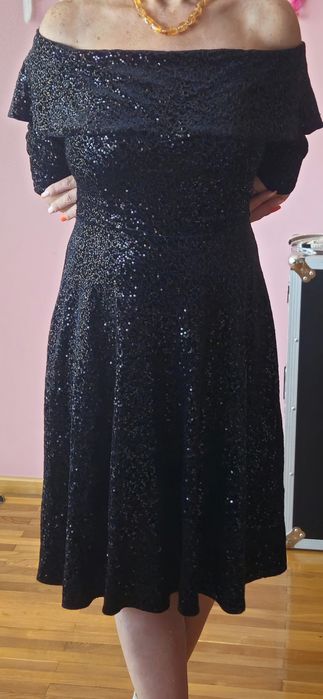 Rochie neagra cu paiete