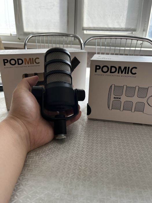 Микрофон Rode PodMic