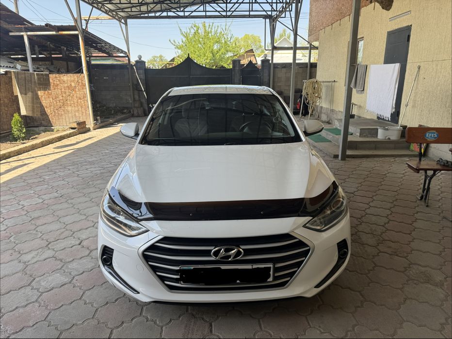 Hyundai Elantra, 2018