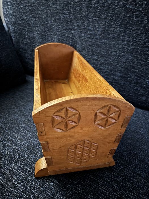 Дървено легло за кукли от соца