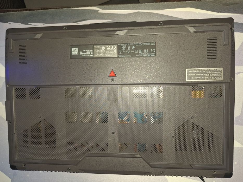 Vand laptop ASUS TUF F17