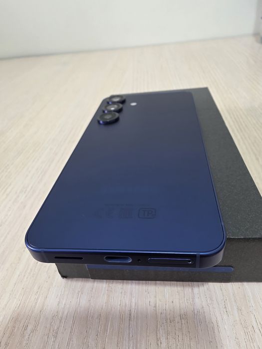 Samsung s25 EAC 12/128g