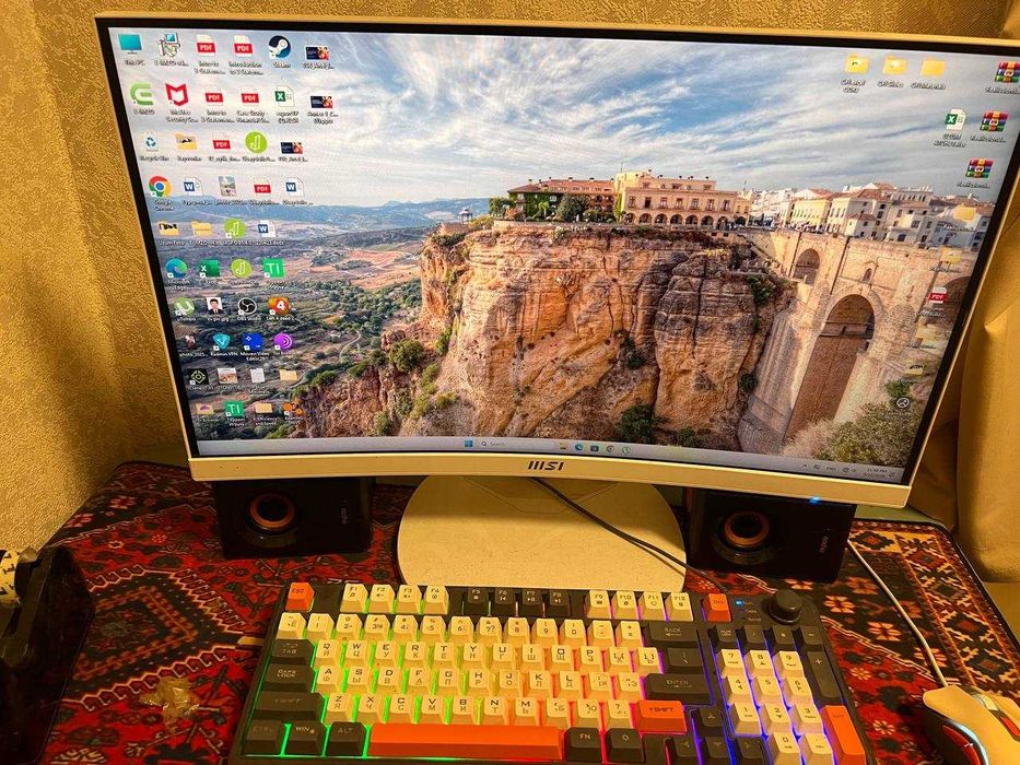 Gaming PC sotiladi deyarli yangi yoki laptopga abmen