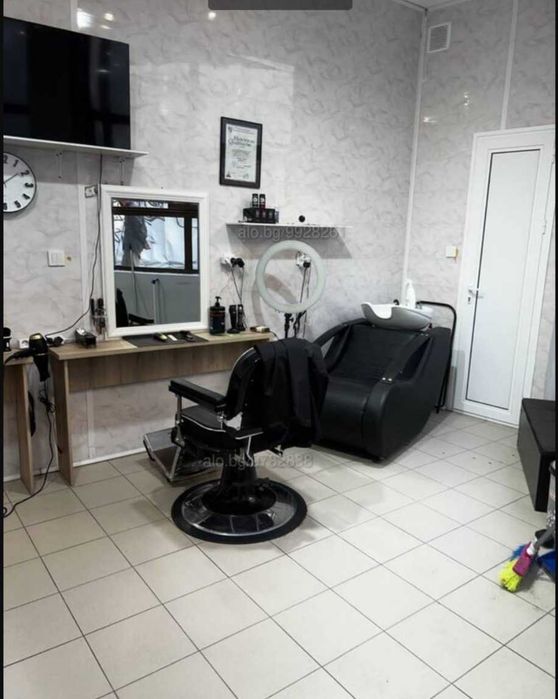 Дава се под наем Магазин в Пловдив, Център - 16 кв.м за 510 € - Снимка #3