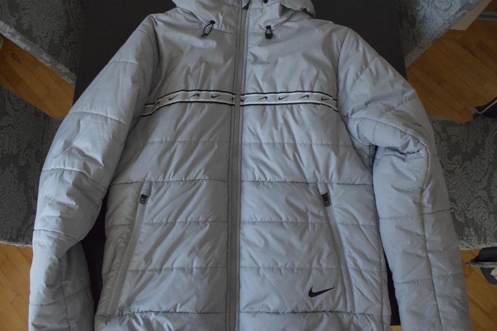 Мъжко зимно яке Nike