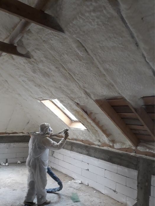 Izolatie Termica cu Spuma poliuretanica