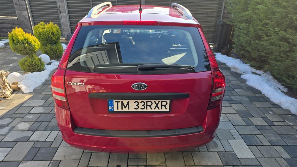 Vand Kia Ceed 1.4 Benzina Inmatriculata Ro