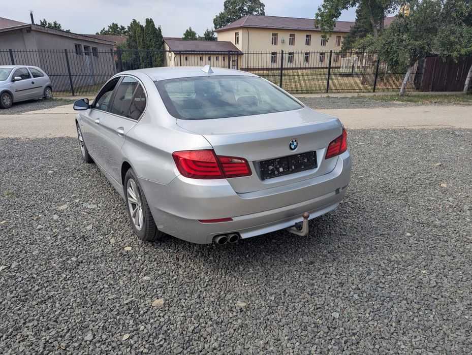 BMW 5 Series 2011 — imagine 5
