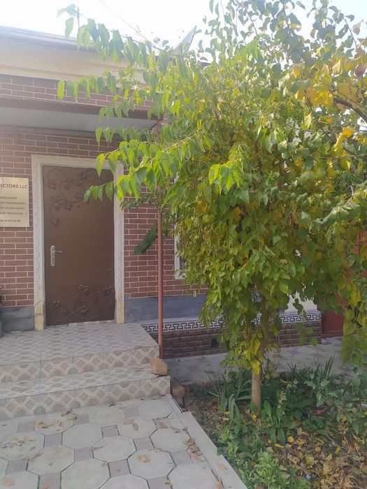 Офис 2Комн.на Ивлеева 65м2