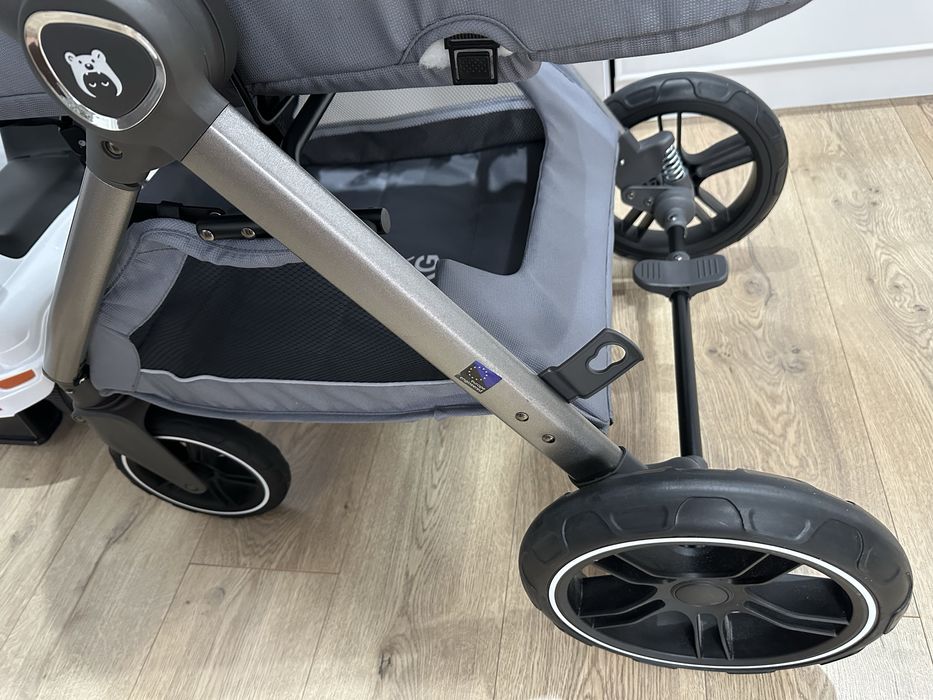 Продам коляску в отличном состоянии