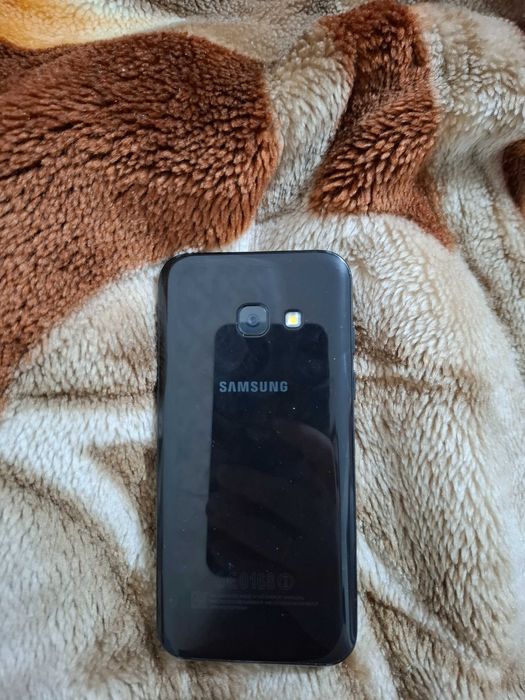 Смартфон самсунг а03