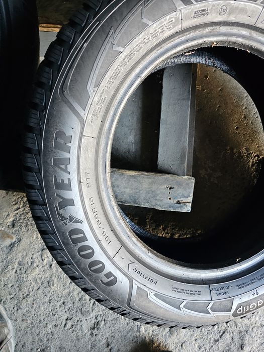 4 anvelope iarna 195 65 15 Goodyear 7.9mm 2019