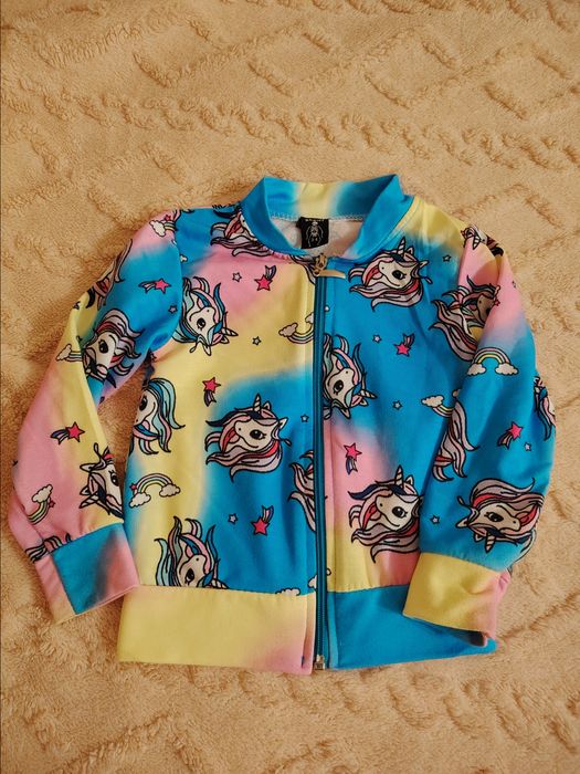 Продам кофточку на малышку