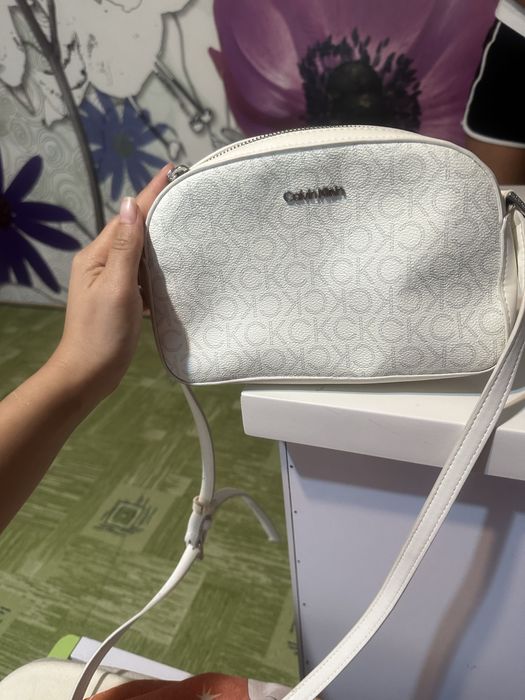 Оригиналнa чантa на CALVİN