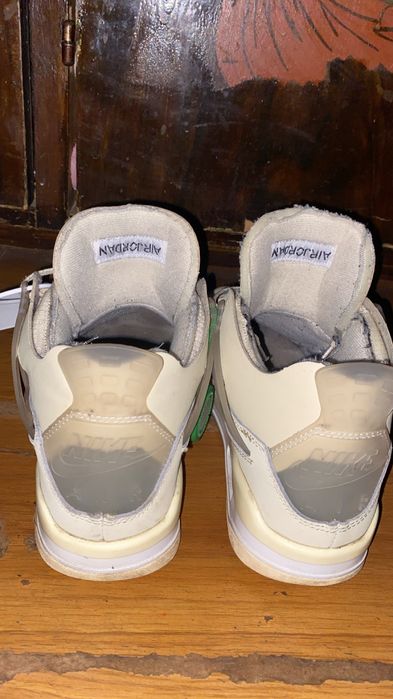 Vand jordan 4 off withe orignali