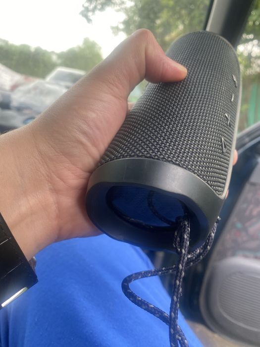 Продам колонки JBL оригинал