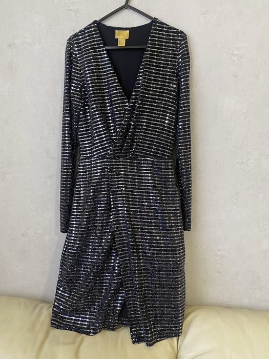 Дамска рокля за повод