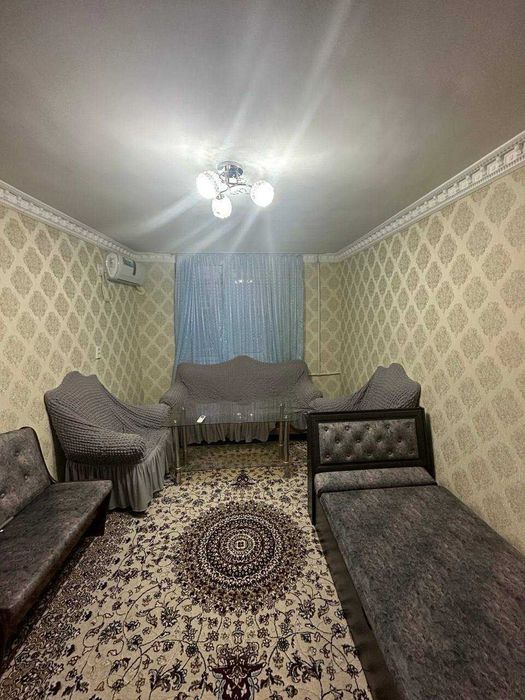 Кровать, диван и два кресла