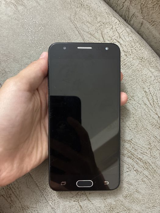 Samsung J5.