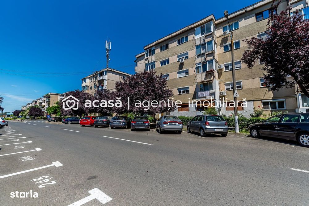 Ap 2 camere decomandat, renovat, 2 balcoane. Cartier Alfa Arad