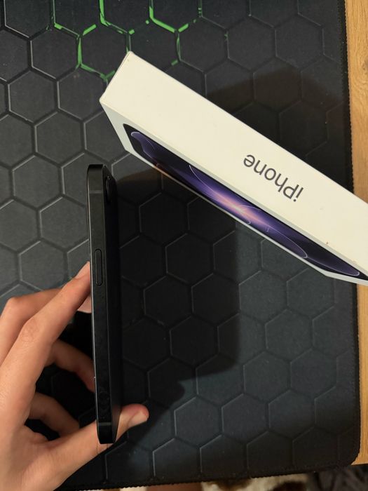 iPhone 17e – NOU/IMPECABIL