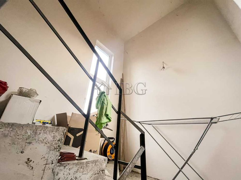 Продава се Къща в Русе, Басарбово - 270 кв.м за 1112 €/кв.м - Снимка #10