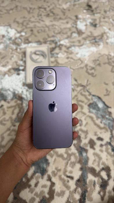 Iphone 14 pro, в хорошем состоянии