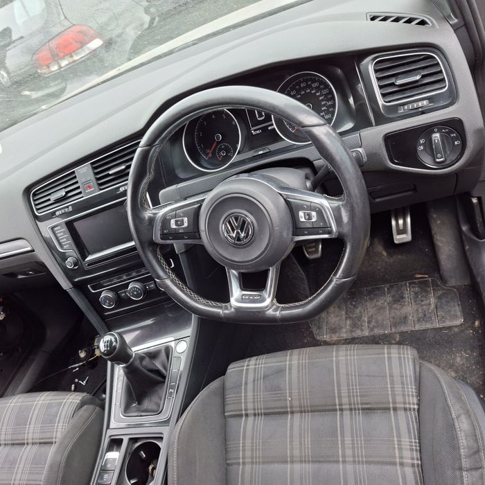 Фолксваген Голф 7  GTI   1.4 тфси