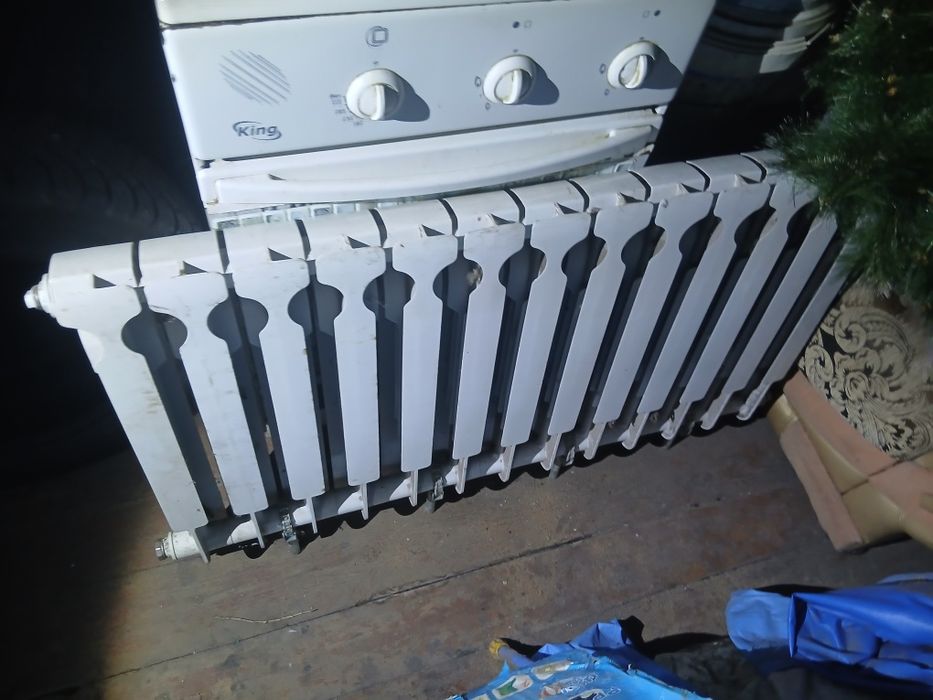 Продам батарею новый