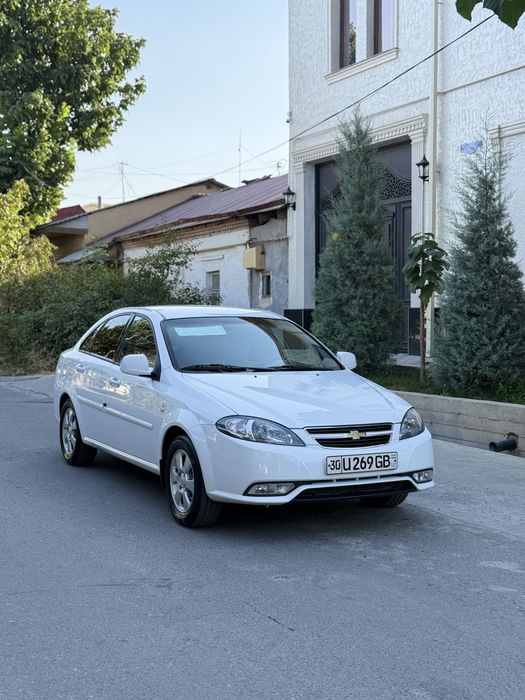 Chevrolet Jentra