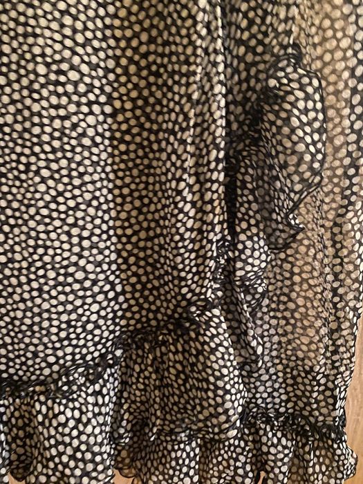 Rochite de vara din voal. Cea neagra este Zara