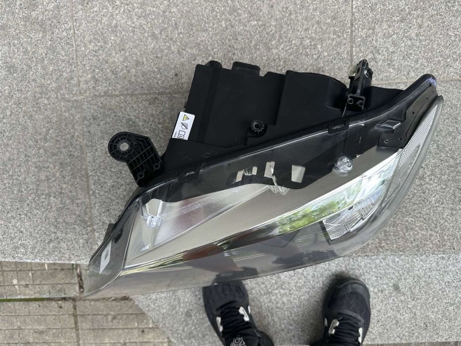 Ляв фар за БМВ X3 F25