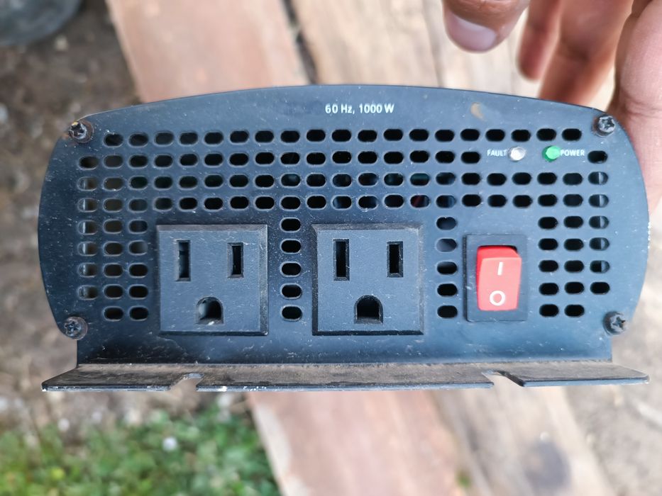 Продам инвертер на 110 вольт