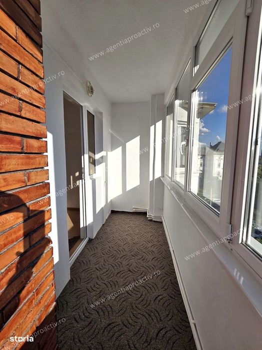 Apartament cu 4 camere, vedere spre Dunăre