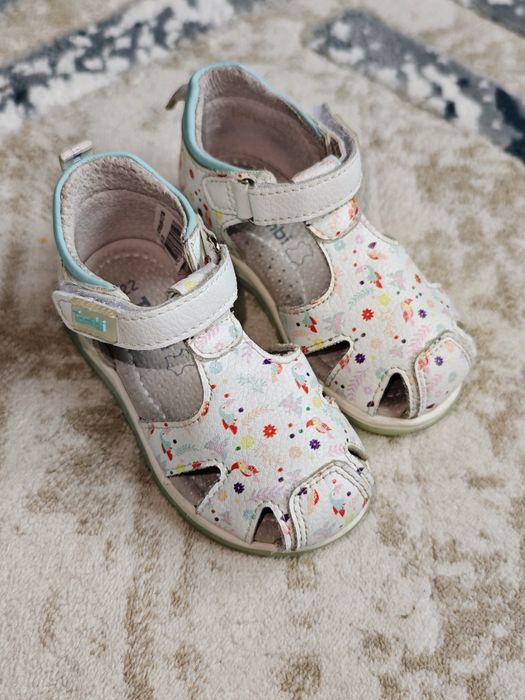 Сандали для девочки