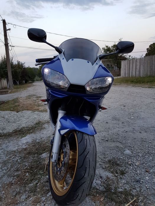 Yamaha R6  din 2002