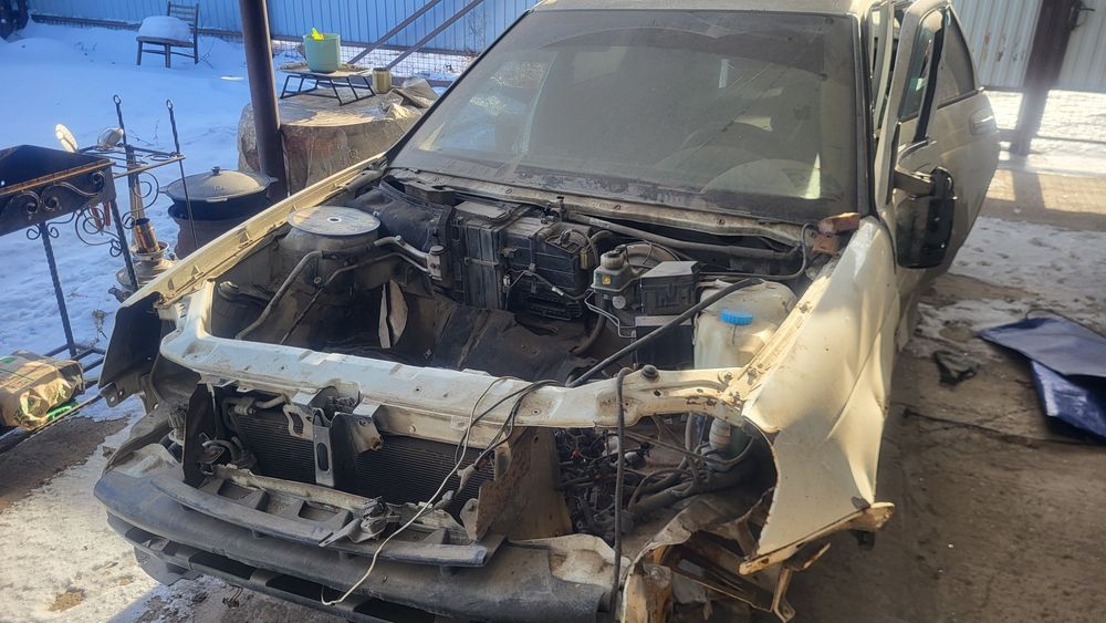 Лада Приора на разбор. На КЗ учёте.