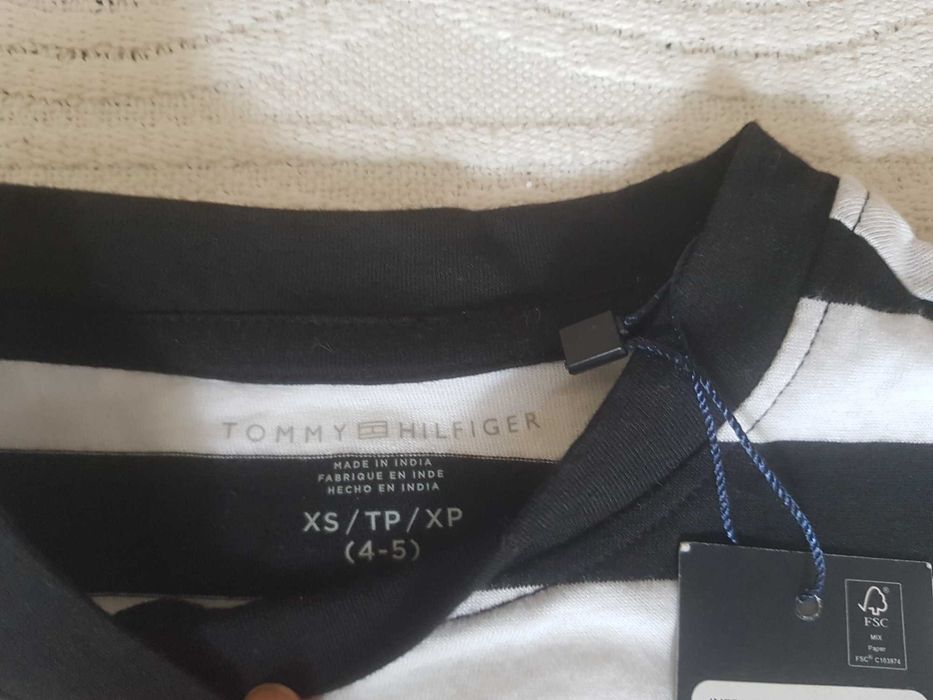 Детски дрешки Tommmy Hilfiger, размери 98/104- нови и употребявани