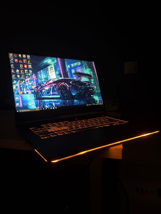 (Възможност за договорка или добавка 32 инчов монитор) ASUS Rog Strix G15/ 3060/ Ryzen 7 5800h/ 16gb ram/ 512gb SSD