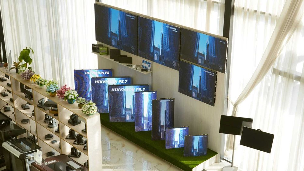 Светодиодли LED экран DS-D41Q25CA-1PH