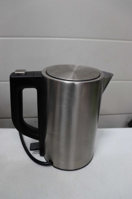 Пътна кана Severin WK3647, 0,5 л, 2200W, 2 пластмасови чаши и 2 лъжици