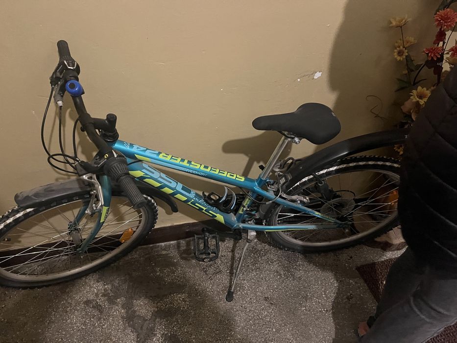 Vând bicicletă unisex