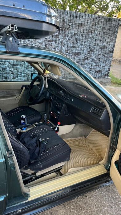 Продам мерс 190