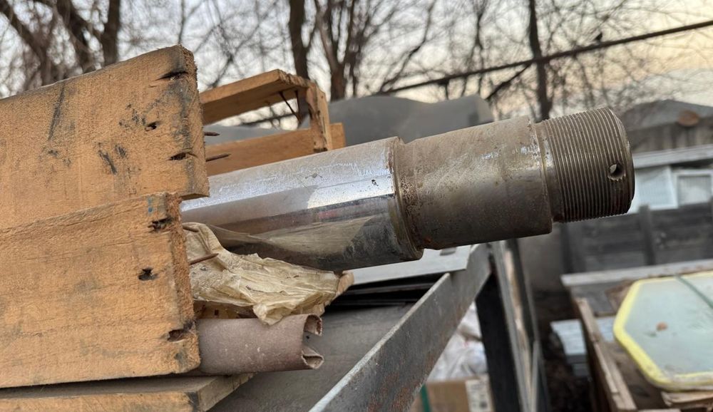 Шток  Komatsu PC160LC-7