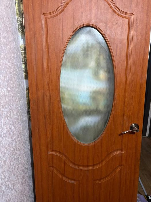 Двери межкомнатные деревянные