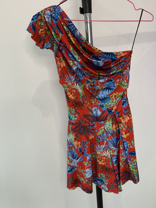 Гащеризон на Avin  Авин