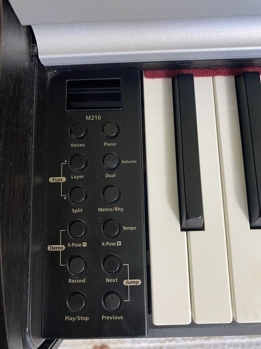 Цифровое пианино Kurzweil M100SR